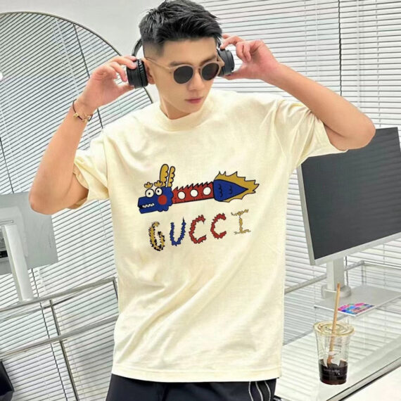 Gucci White T-Shirt with Dragon Graphic