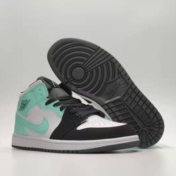 Air Jordan 1 Retro High OG Leather Mint Green