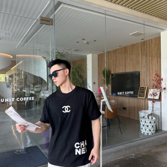 Chanel Double C Logo T-Shirt (Black)