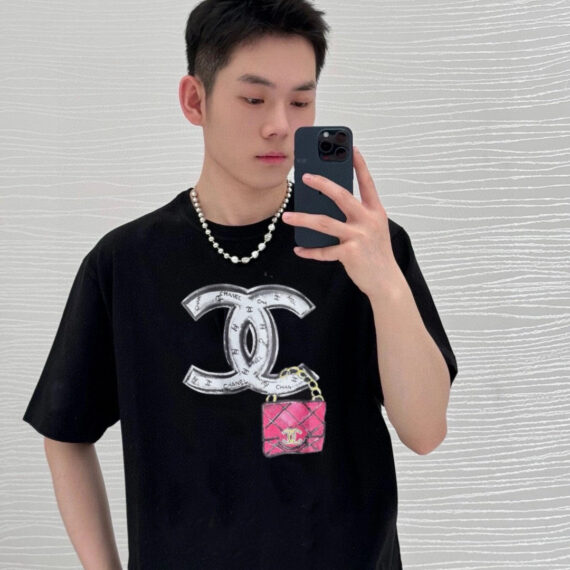Chanel T-Shirt