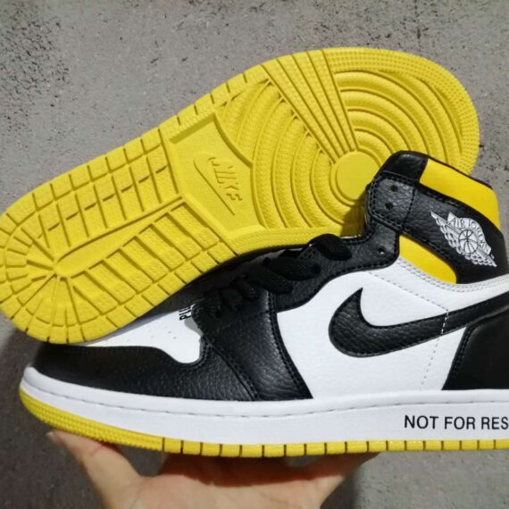 Air Jordan 1 Retro High OG Black Toe Yellow