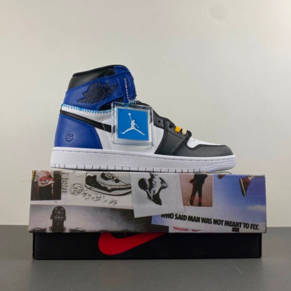 Air Jordan 1 Retro High OG Fragment Design