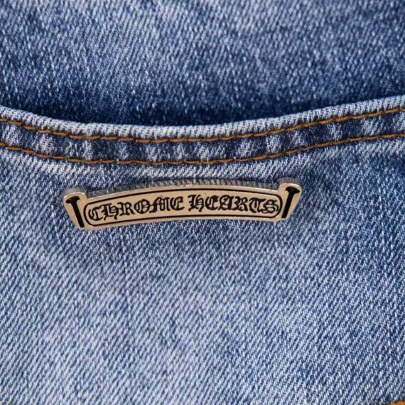 CHROME HEARTS BLACK CROSS PATCH JEANS DENIM