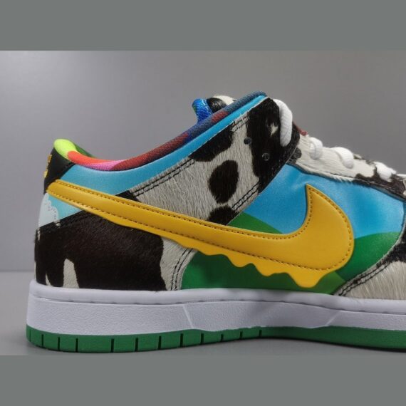 NIKE SB DUNK LOW x BEN & JERRYS CHUNKY DUNKY