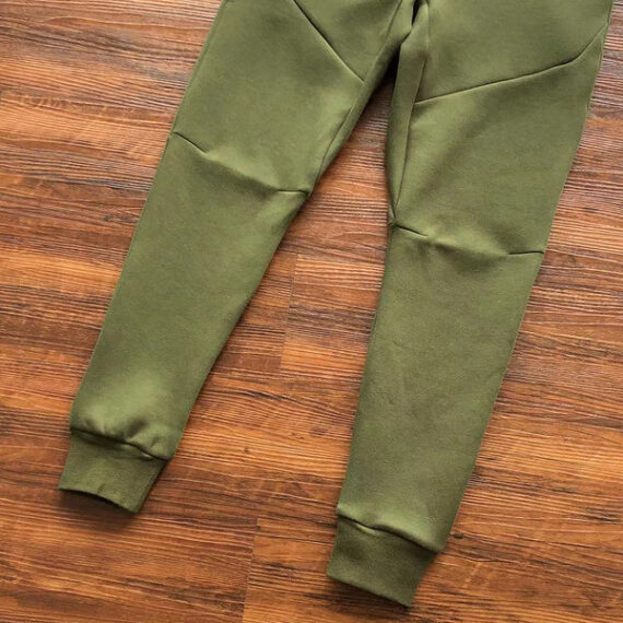 NIKE TECH FLEECE PANTS x OLIVE GREEN