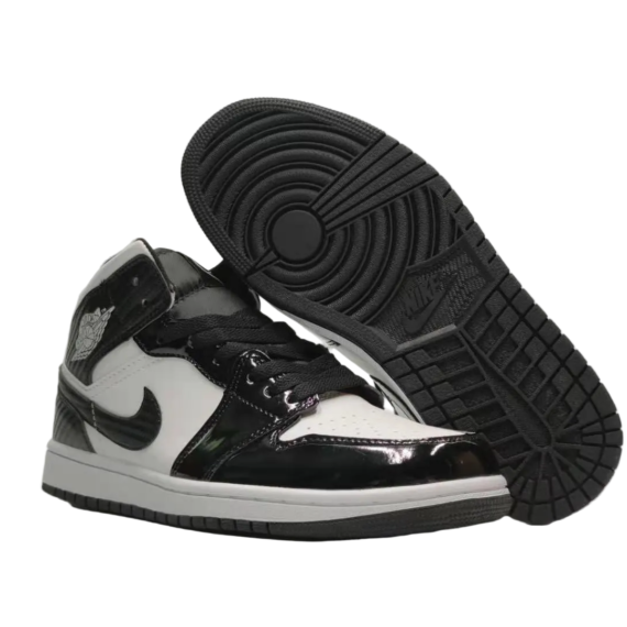 Air Jordan 1 Retro High OG Patent Bred