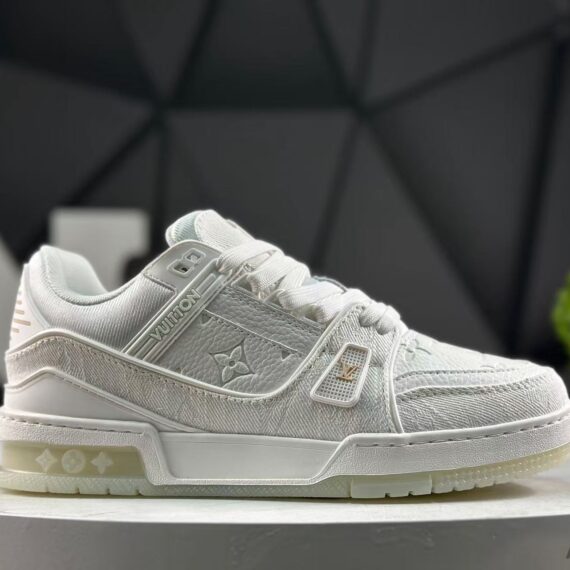 LOUIS VUITTON LV TRAINER SNEAKER