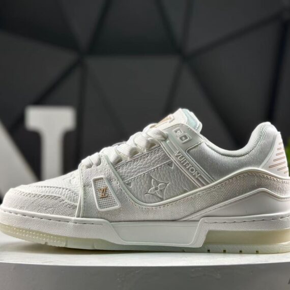 LOUIS VUITTON LV TRAINER SNEAKER