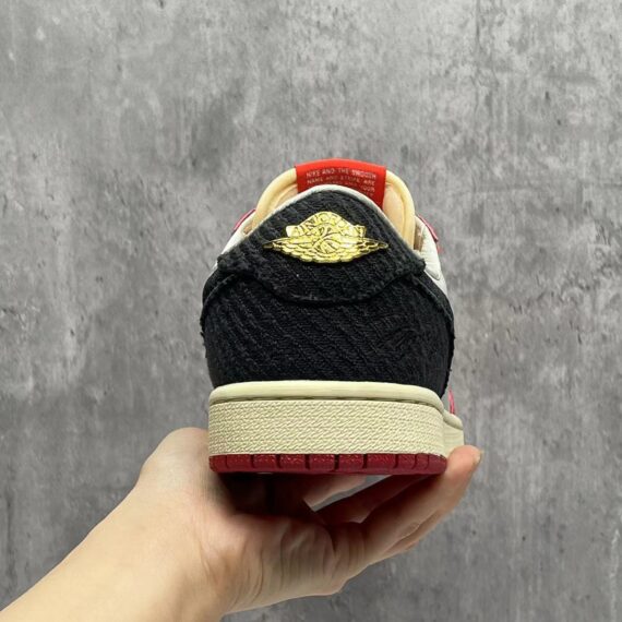 Air Jordan 1 Low Black/Red