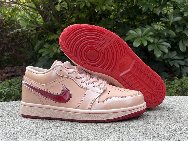 Air Jordan 1 Low Valentines Day