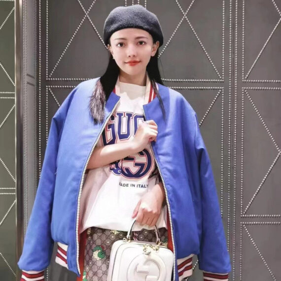 Gucci White T-Shirt with Bold Logo