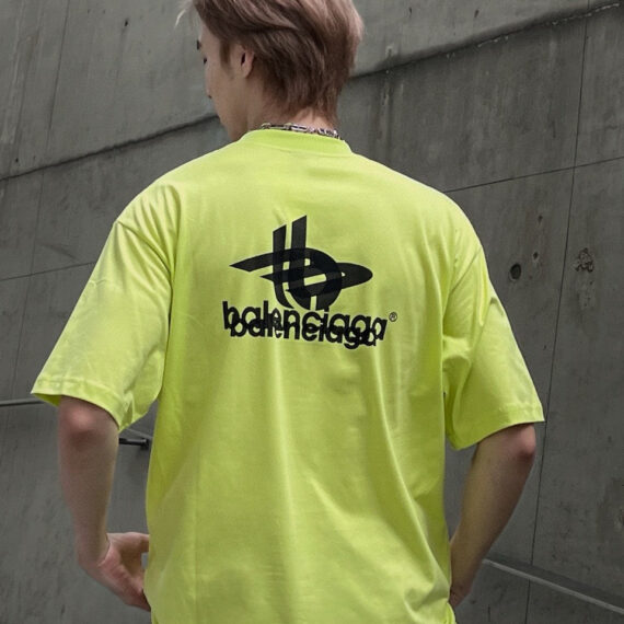 Balenciaga T-Shirt - Overlapping Logo