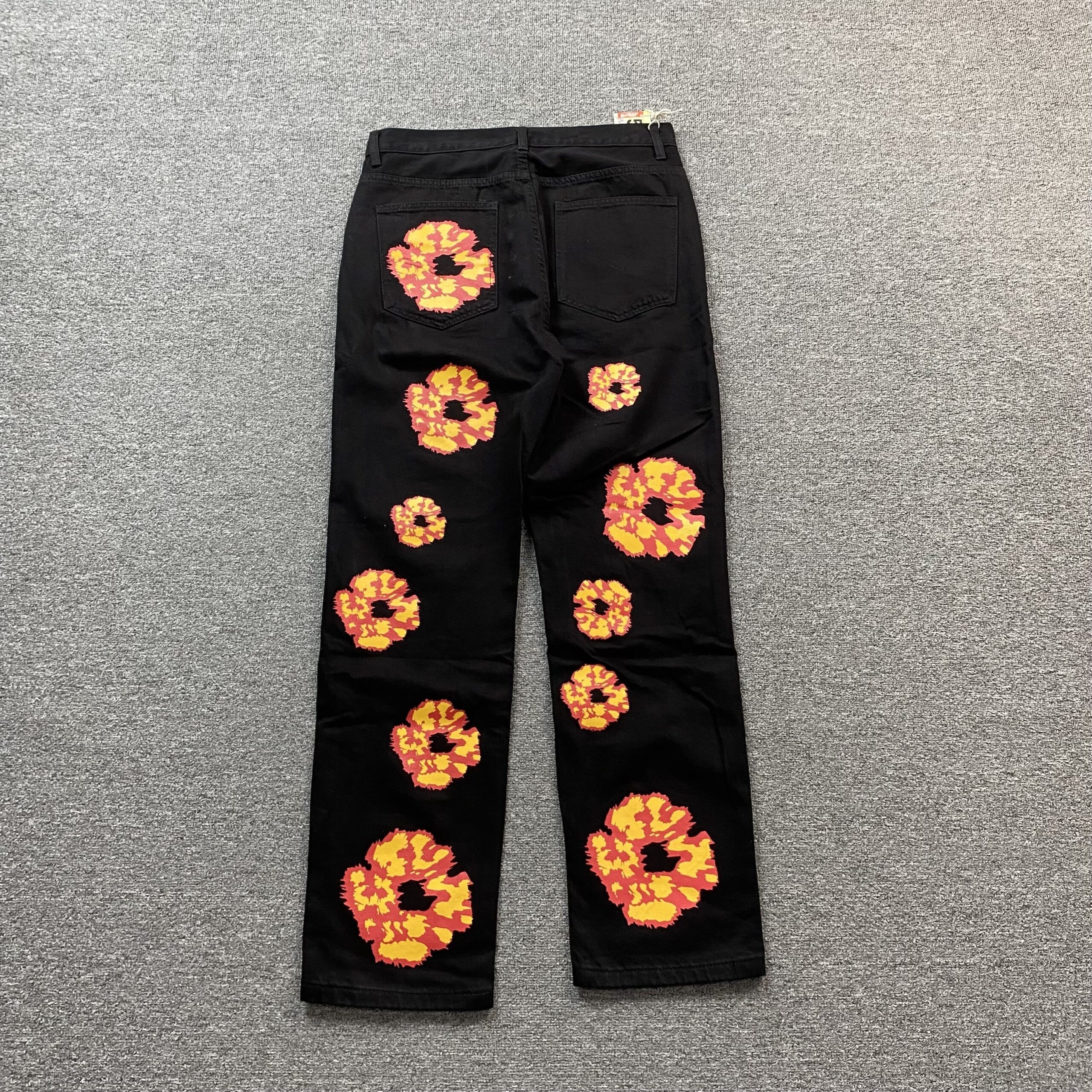 DENIM TEARS x OFFSET JEANS BLACK