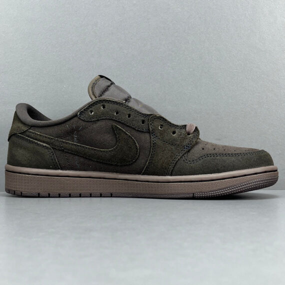 JORDAN 1 RETRO LOW OG SP x TRAVIS SCOTT VELVET BROWN