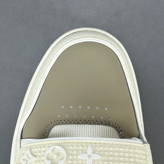 LOUIS VUITTON LV TRAINER SNEAKER