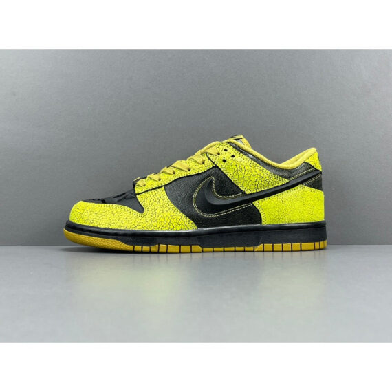 NIKE DUNK LOW x HALLOWEEN