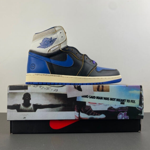 Air Jordan 1 Retro High OG Court Purple
