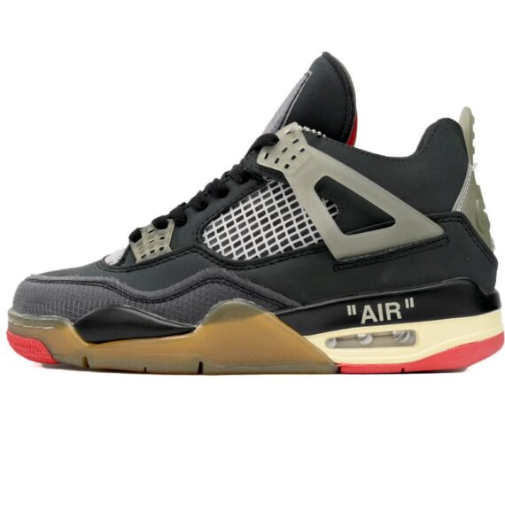 Air Jordan 4 Bred