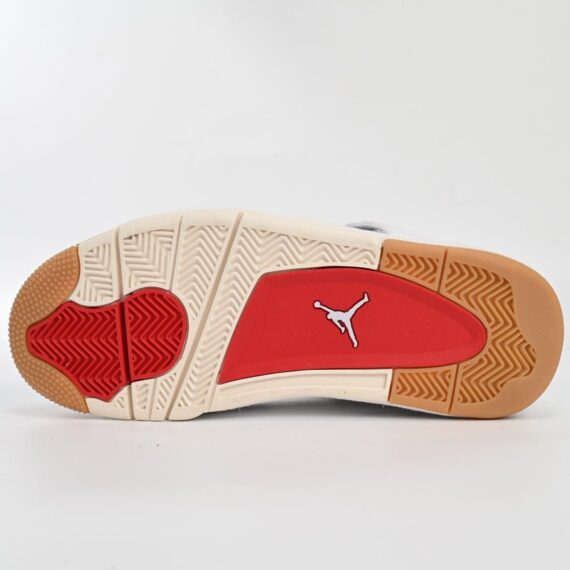 Air Jordan 4 Levis White