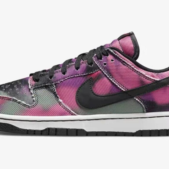 Nike Dunk Low Graffiti
