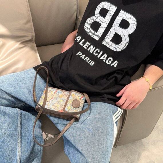 Balenciaga Cracked BB Logo T-Shirt (Black)