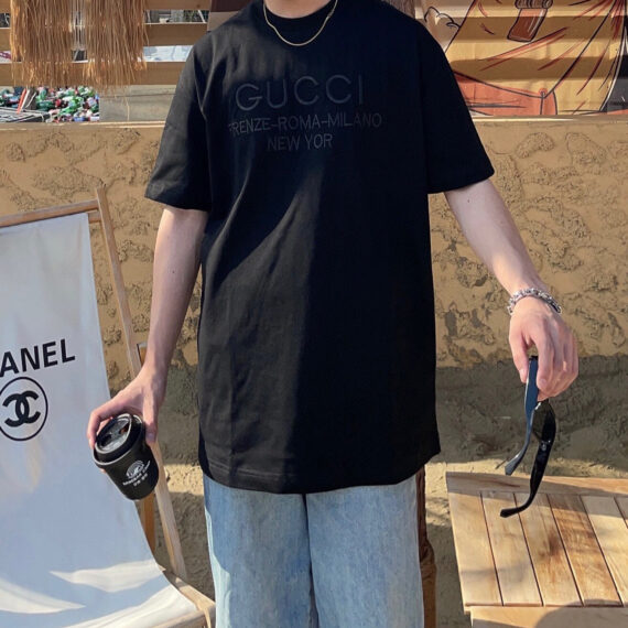 Gucci T-shirt with Embroidered Cities