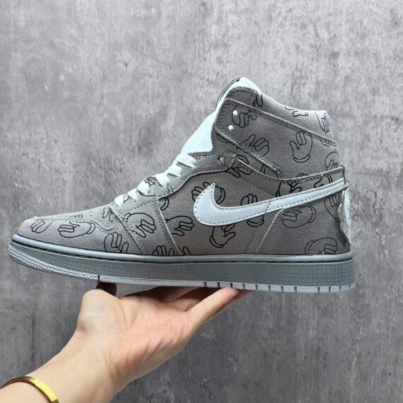 Air Jordan 1 Retro High OG Fearless