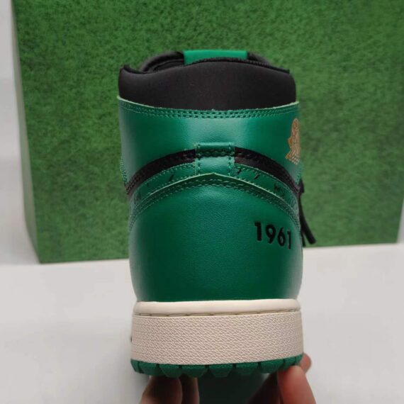 Air Jordan 1 Retro High OG Golf Green/Black