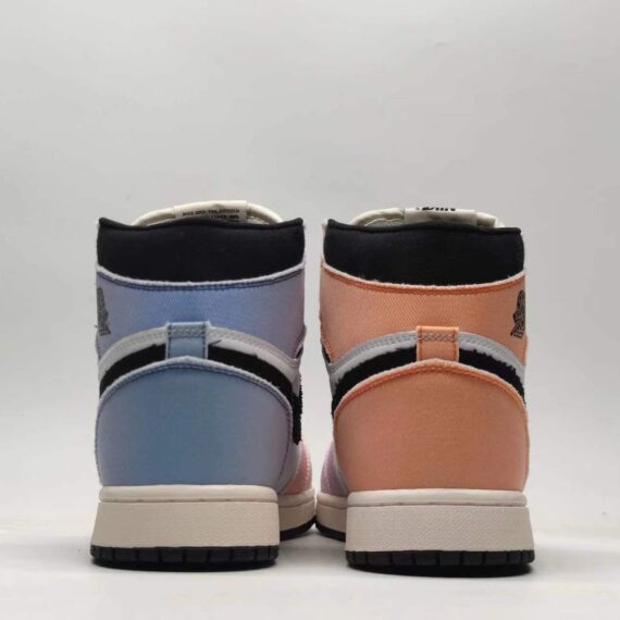 Air Jordan 1 Retro High OG White Gradient