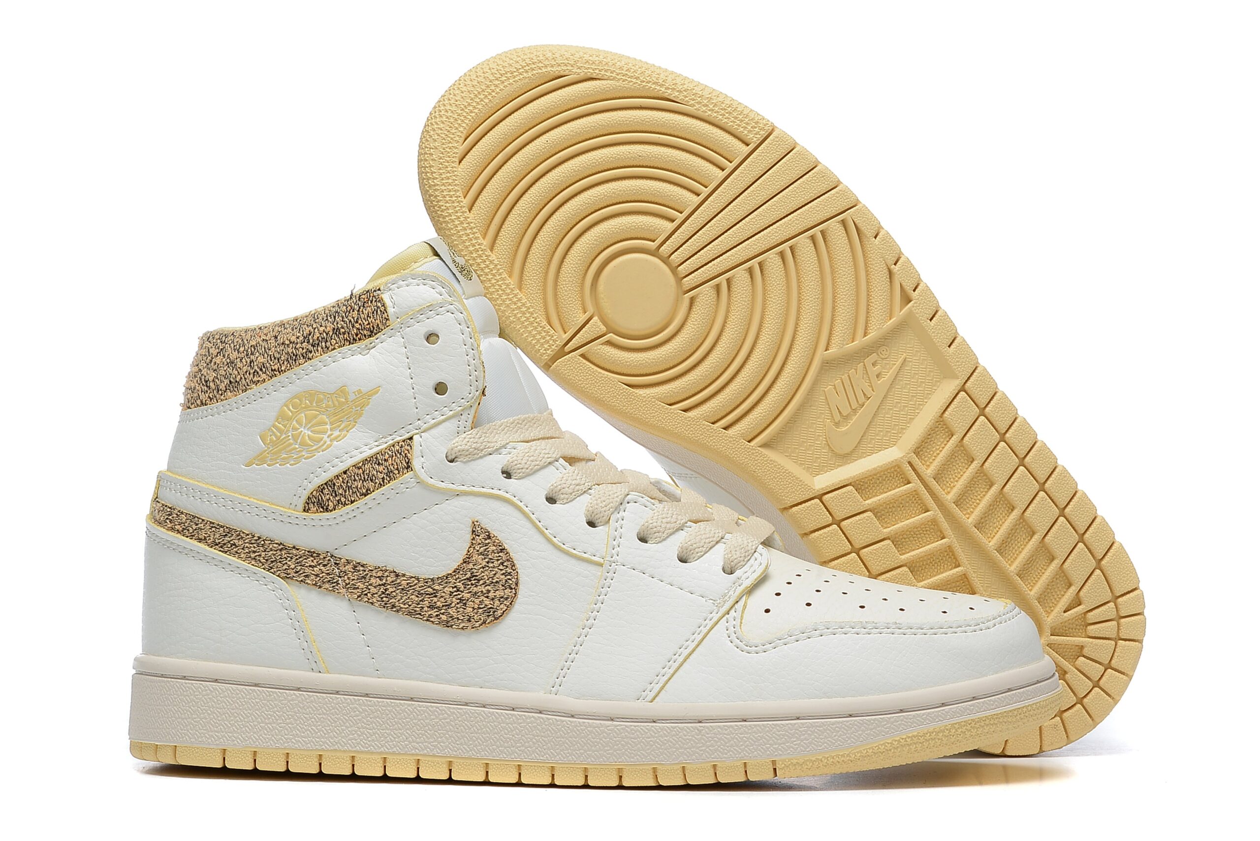 Air Jordan 1 Retro High OG Vanilla Bean
