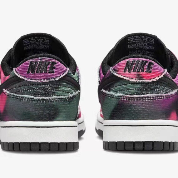 Nike Dunk Low Graffiti