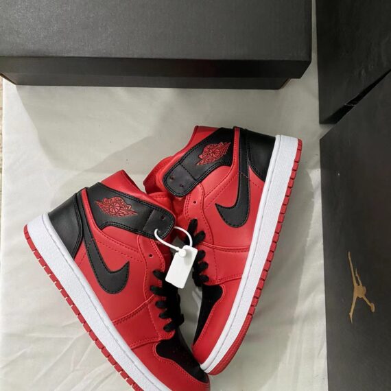 Air Jordan 1 Retro High OG Bred
