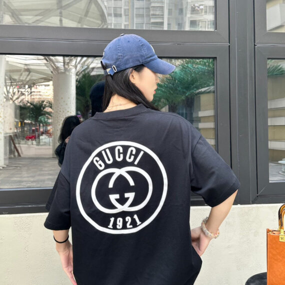 Gucci T-Shirt - 1921 Logo