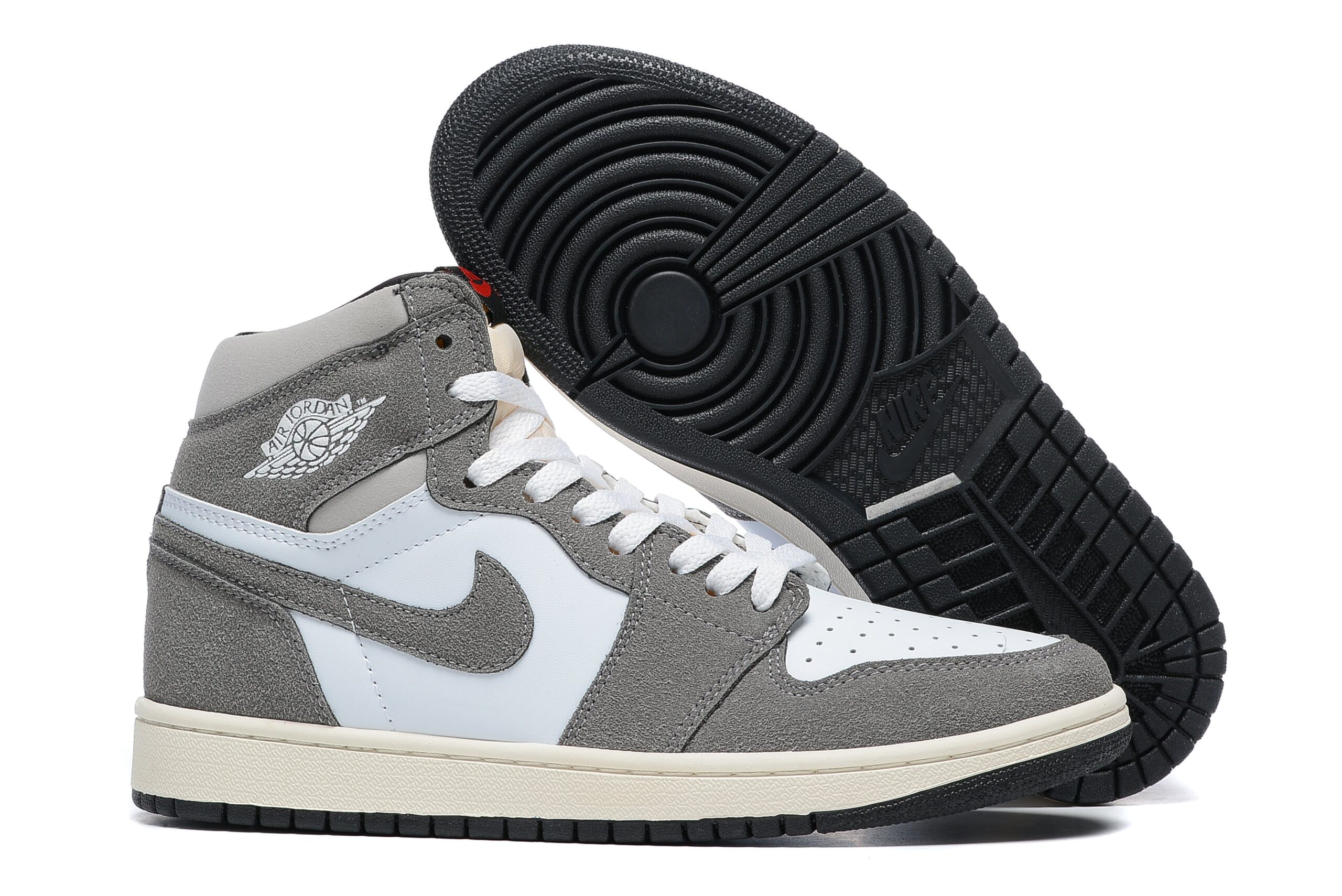 Air Jordan 1 Retro High OG Washed Grey