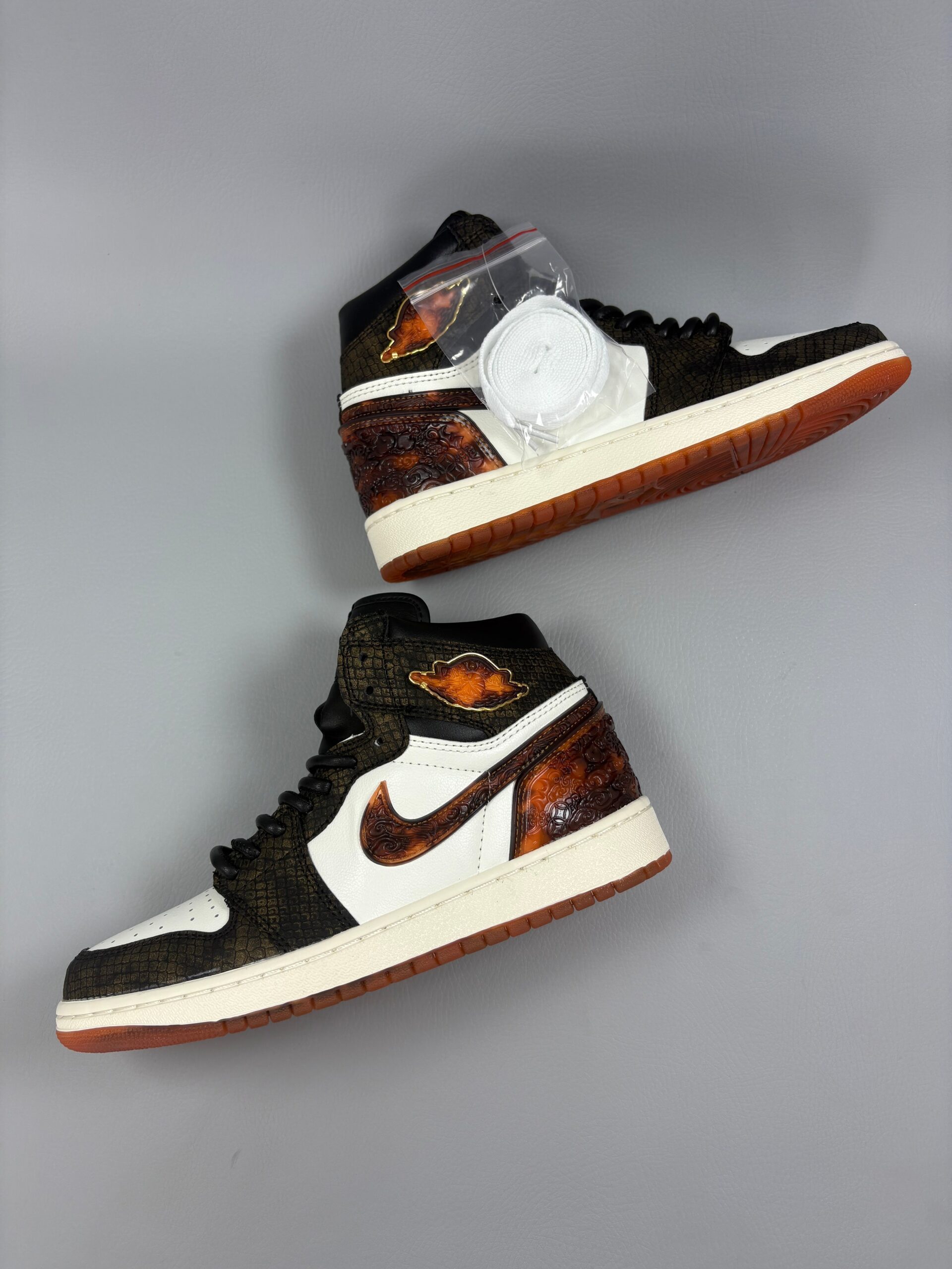 Air Jordan 1 Retro High OG Year of the Snake