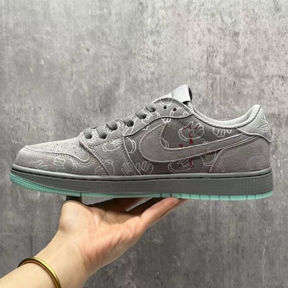 Air Jordan 1 Low Cool Grey