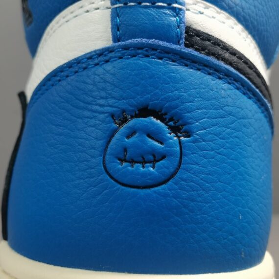 JORDAN 1 HIGH OG SP x FRAGMENT TRAVIS SCOTT