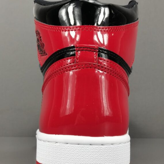 JORDAN 1 HIGH OG x PATENT BRED