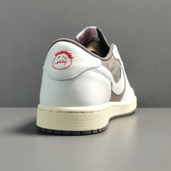 JORDAN 1 LOW x TRAVIS SCOTT REVERSE MOCHA