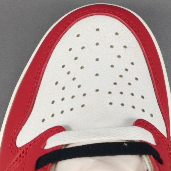 JORDAN 1 RETRO HIGH x CHICAGO LOST & FOUND