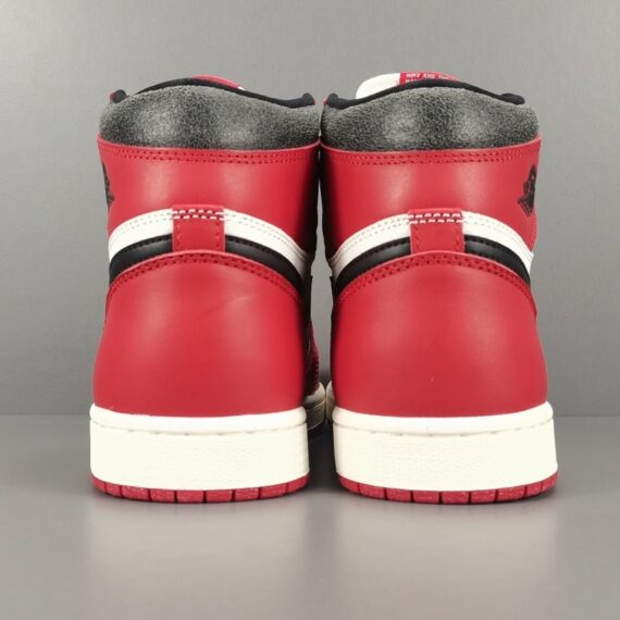 JORDAN 1 RETRO HIGH x CHICAGO LOST & FOUND