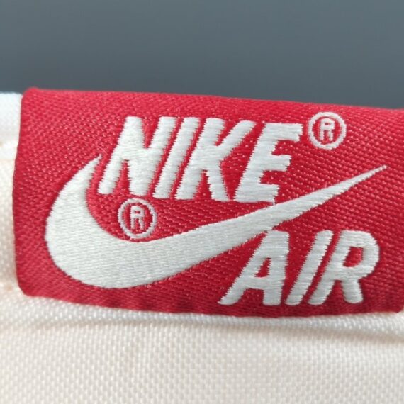JORDAN 1 RETRO HIGH x CHICAGO LOST & FOUND