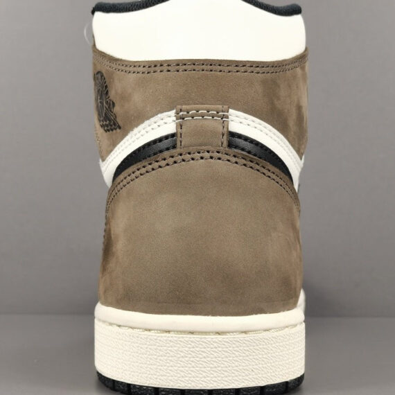 JORDAN 1 RETRO HIGH x DARK MOCHA