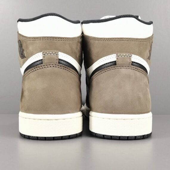 JORDAN 1 RETRO HIGH x DARK MOCHA