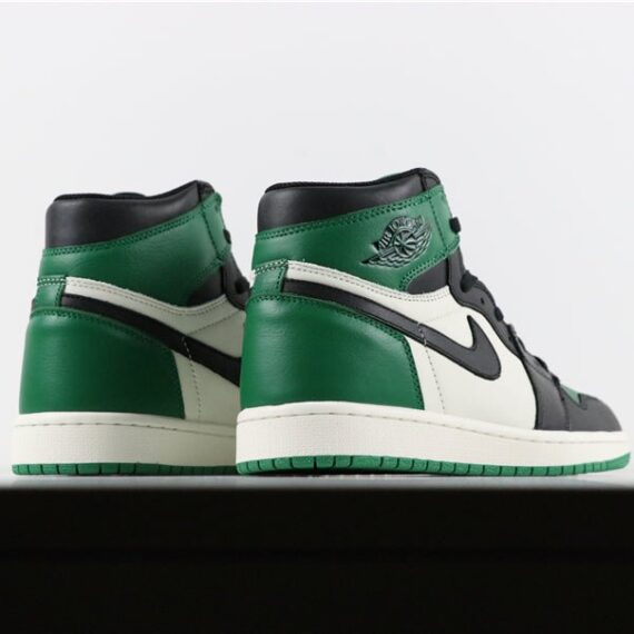 JORDAN 1 RETRO HIGH x PINE GREEN