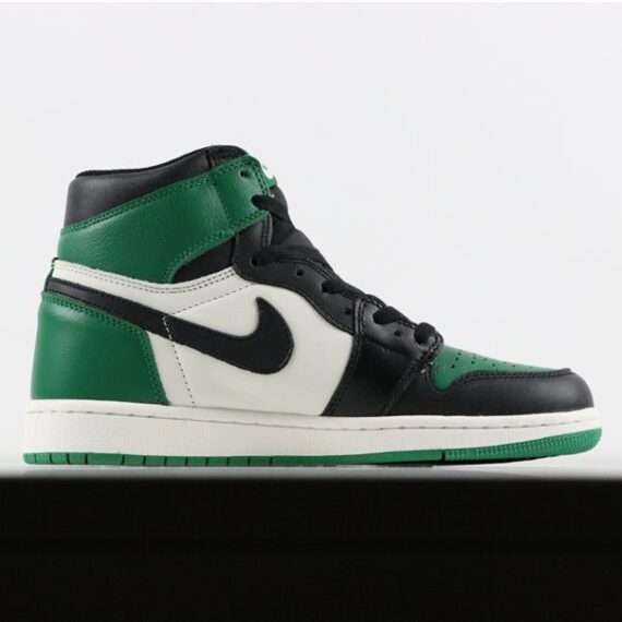 JORDAN 1 RETRO HIGH x PINE GREEN