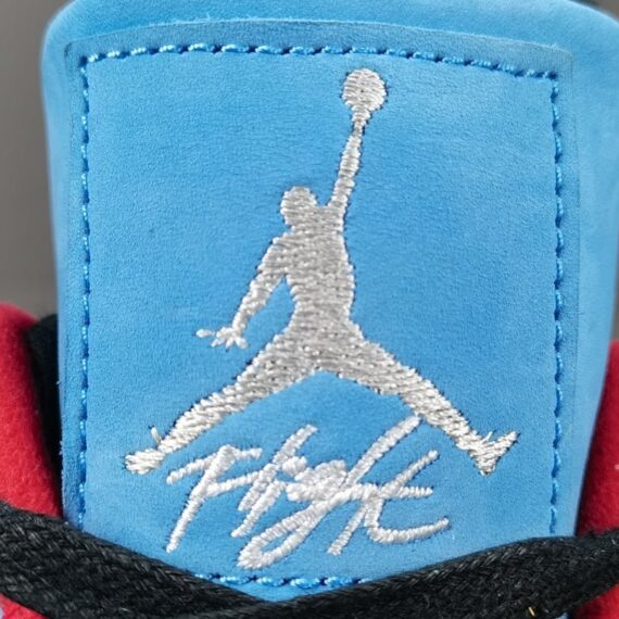 JORDAN 4 x TRAVIS SCOTT CACTUS JACK