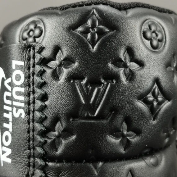 NIKE AIR FORCE 1 x LOUIS VUITTON BLACK
