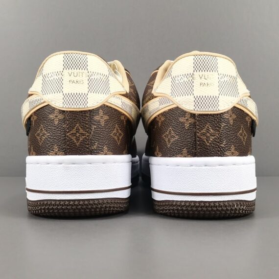 NIKE AIR FORCE 1 x LOUIS VUITTON BROWN