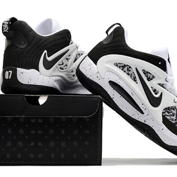 NIKE KD 15 TB x WHITE BLACK